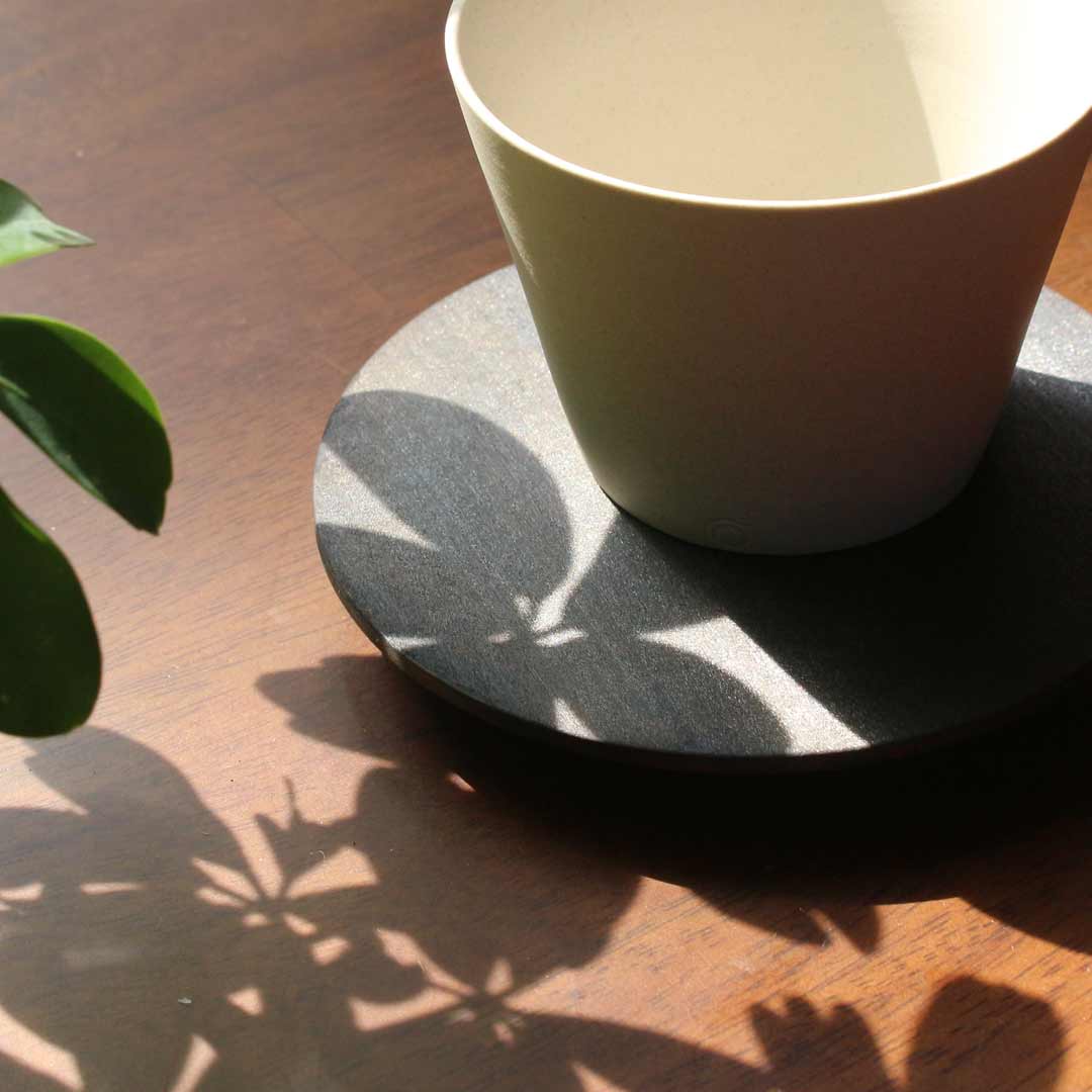 平茶托墨黒イメージ